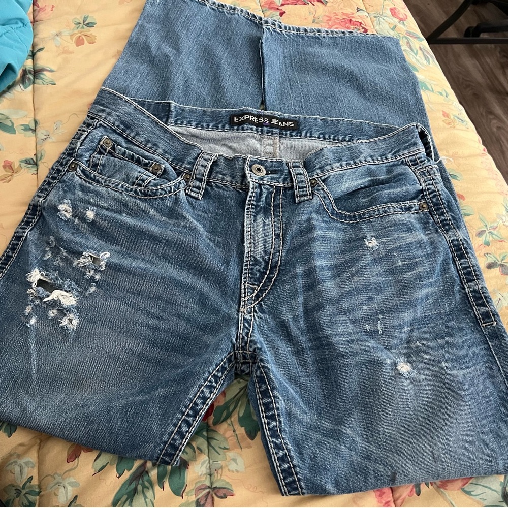 Express Blake loose fit boot cut men’s Jeans Distressed size 36x34